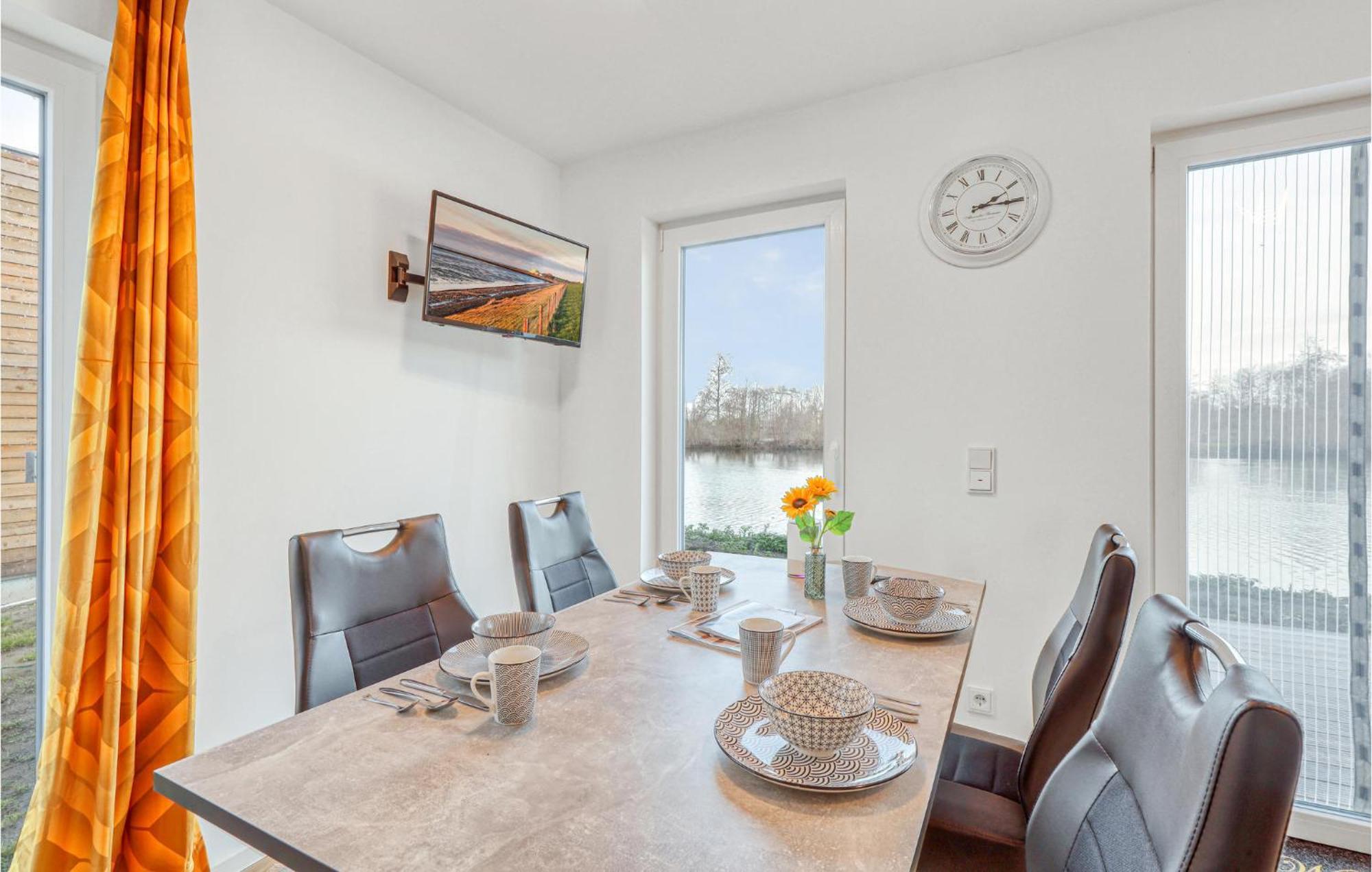 Nice Home In Tossens With Kitchen Εξωτερικό φωτογραφία