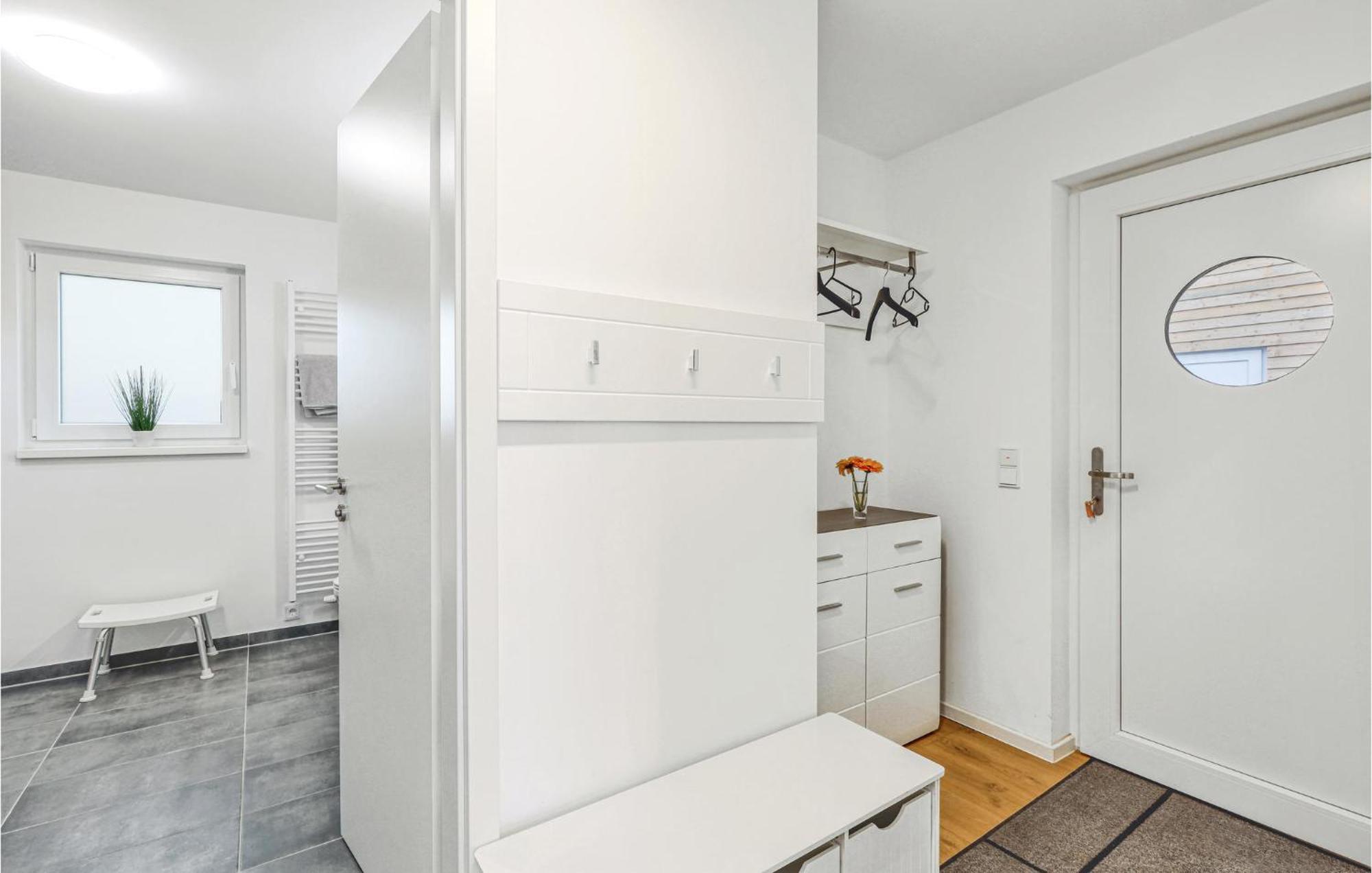 Nice Home In Tossens With Kitchen Εξωτερικό φωτογραφία