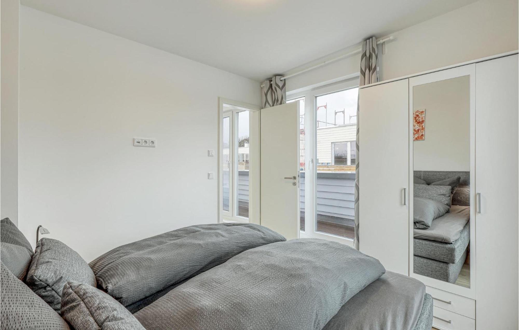 Nice Home In Tossens With Kitchen Εξωτερικό φωτογραφία